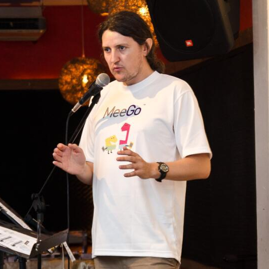 File:Rzrcropped.jpg